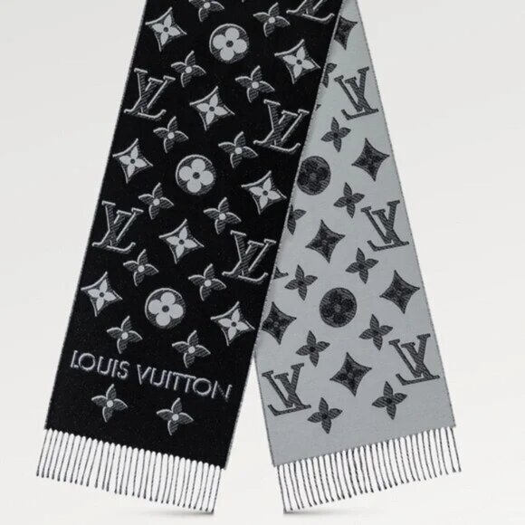 LOUIS VUITTON ESSENTIAL SHINE LV LOGO WOOL FRINGE SCARF - Picture 2 of 11